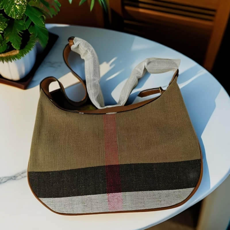 经典时尚单肩腋下女士包