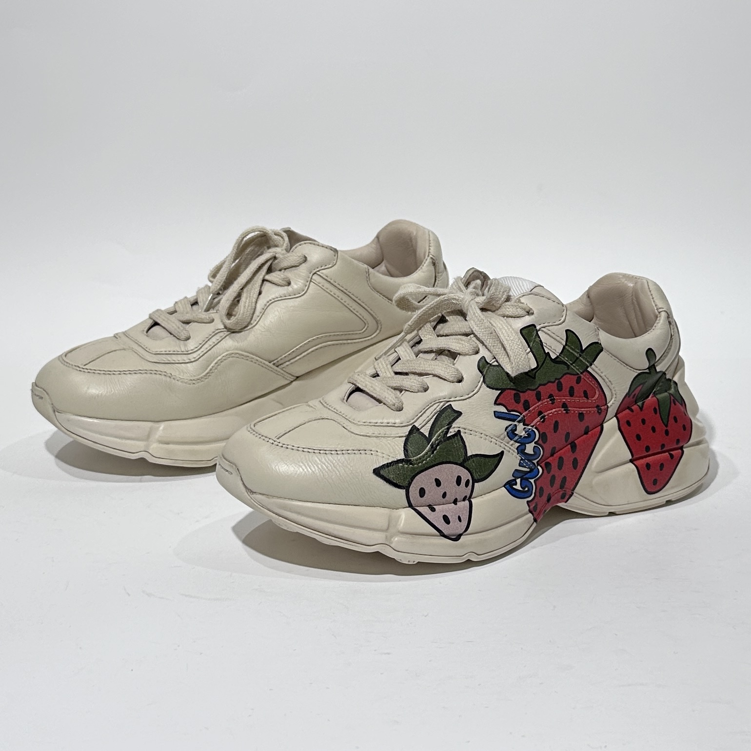 95新 GUCCI/古驰 36码 草莓印花时尚老爹鞋/BX80162