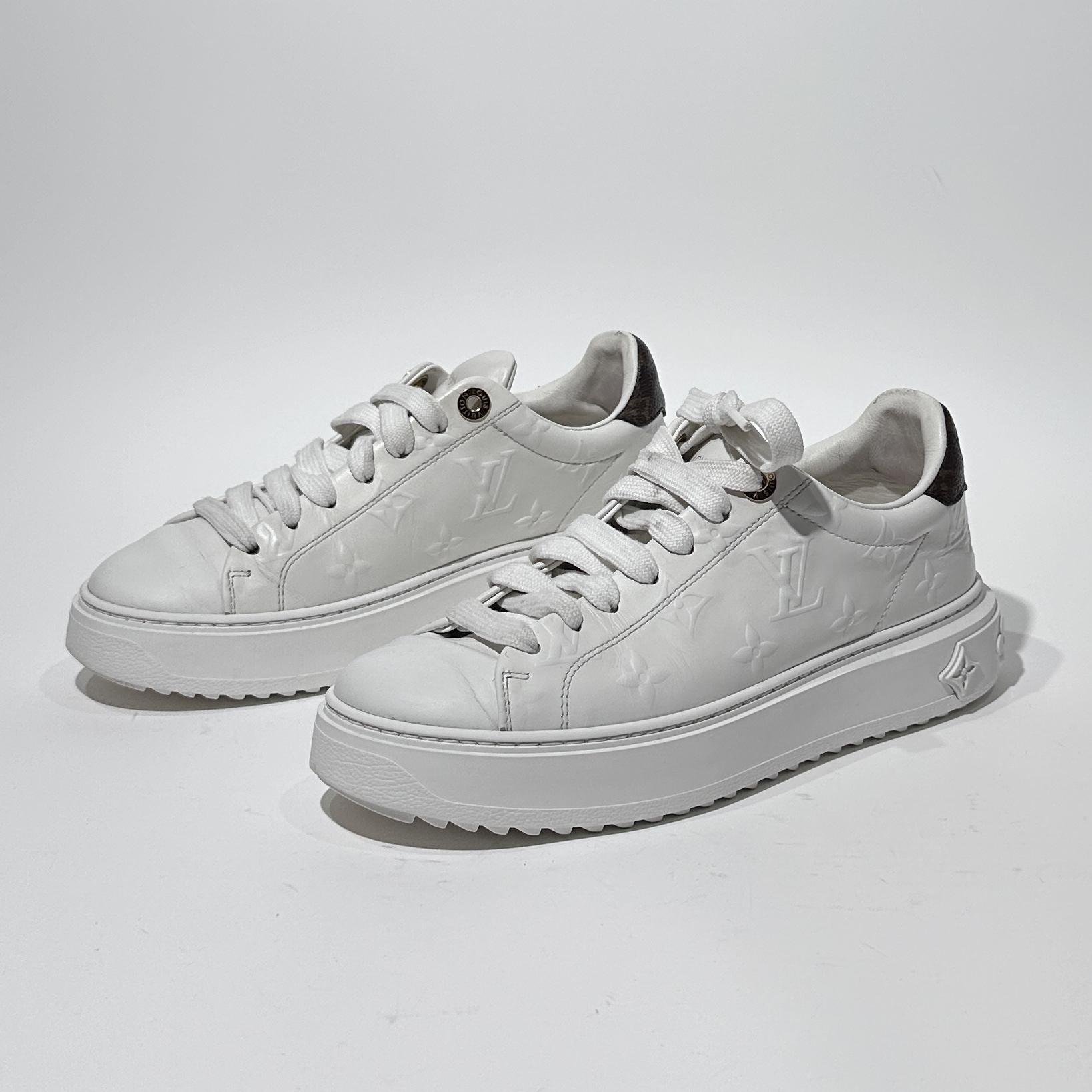 90新 LV 36码/9新/LV/路易威登 白满印时尚松糕鞋/BX1030