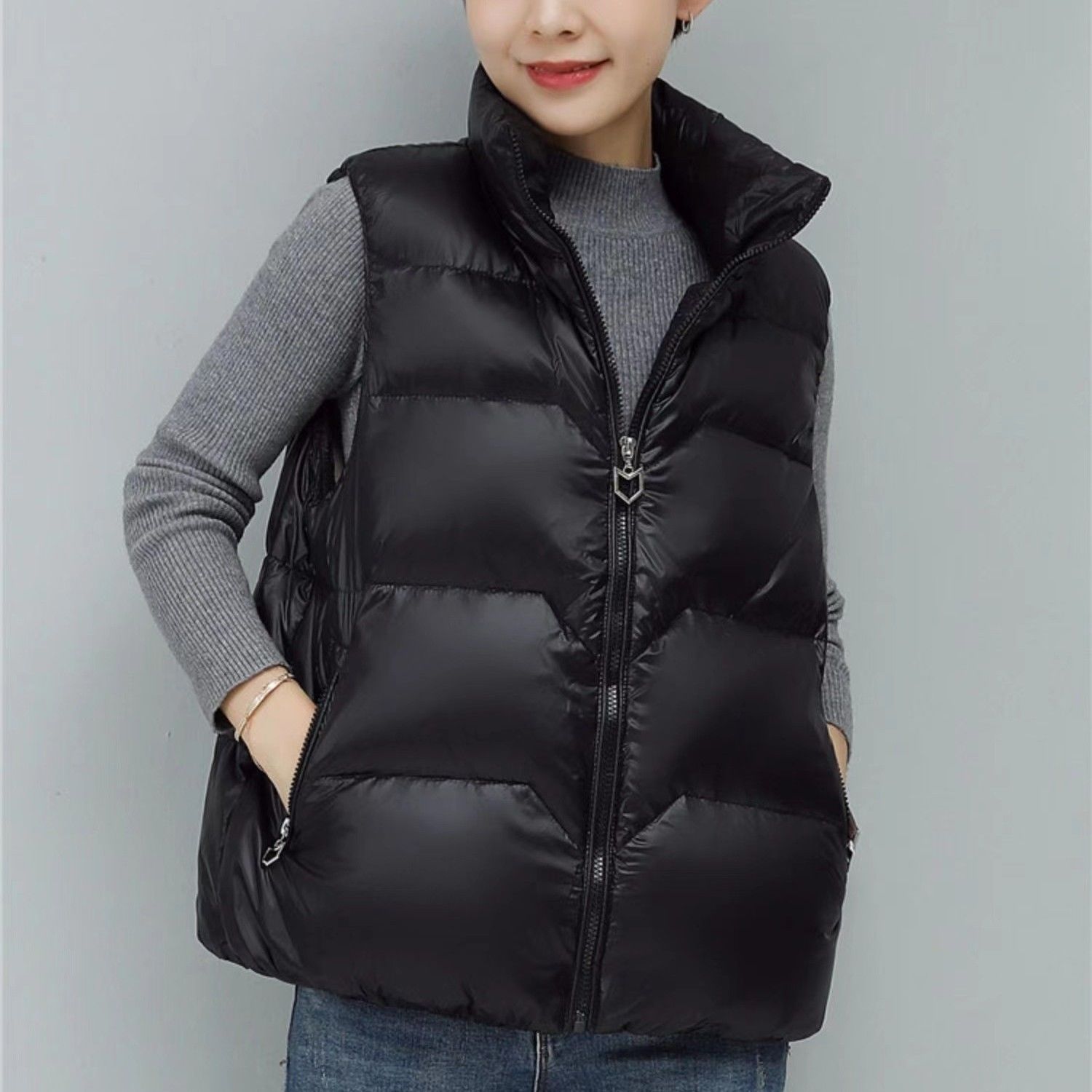 冬季新款羽绒服马甲女短款2023新款秋冬韩版宽松百搭时尚羽绒服衣