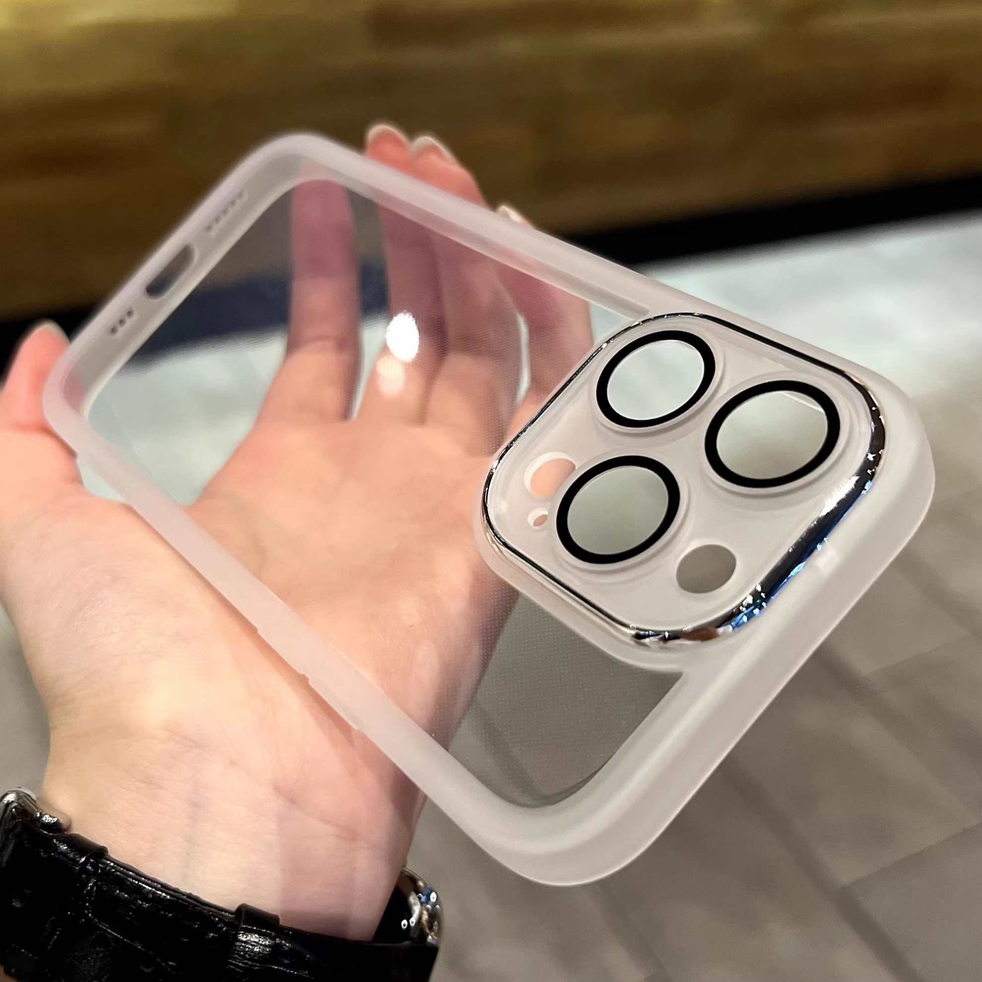 iphone14苹果15手机壳金属镜头透明纯色软全包手机壳简约防摔创意