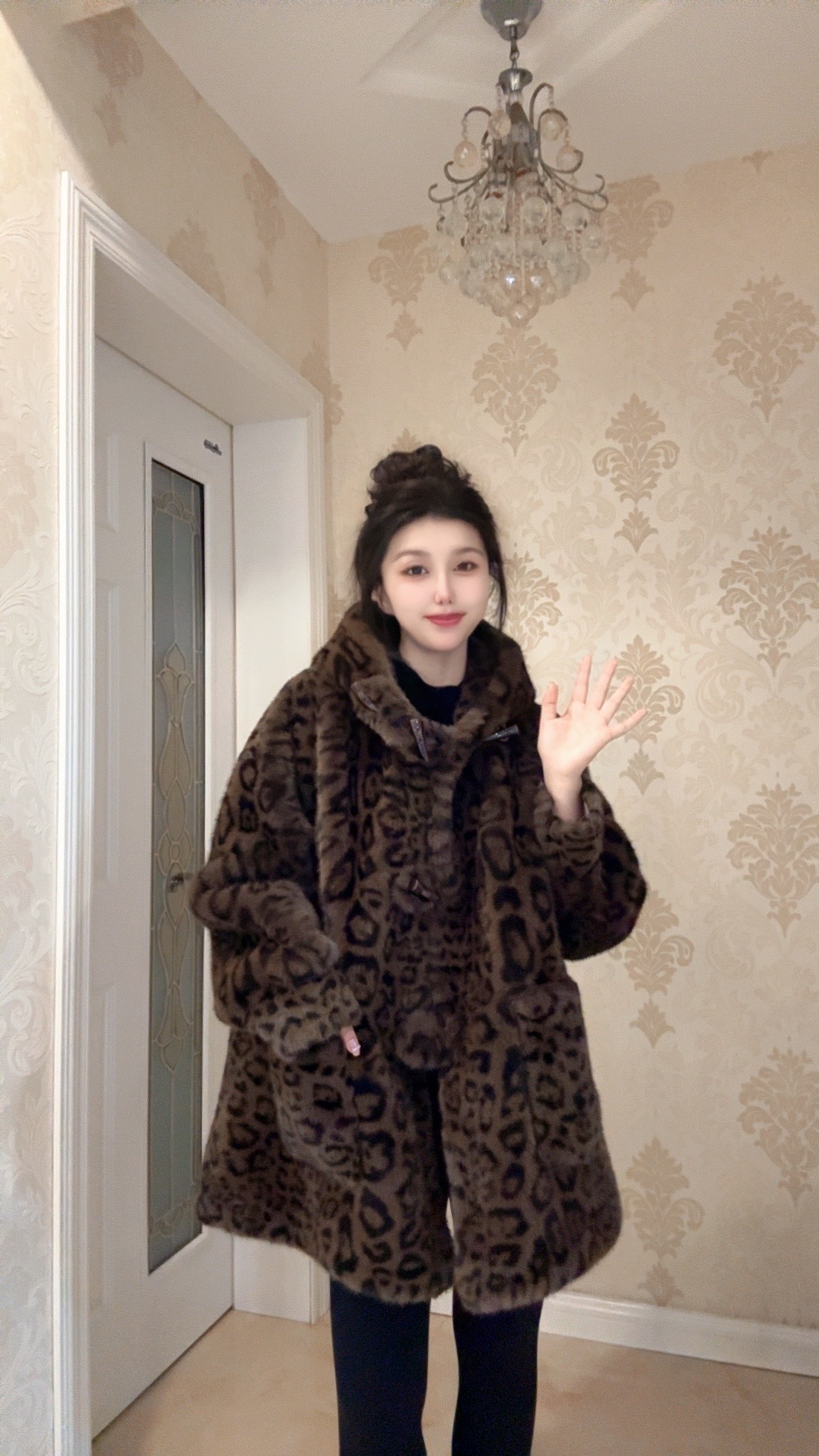 【JP新款豹纹】时尚百搭贝壳款风雪帽豹纹牛角扣毛毛中长款外套