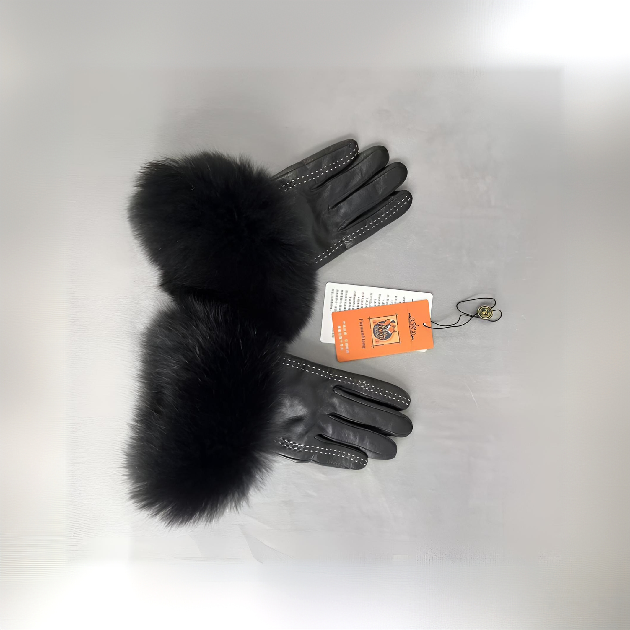 小羊皮触屏手套冬季保暖时尚轻奢真皮真毛手套韩版加绒百搭温暖