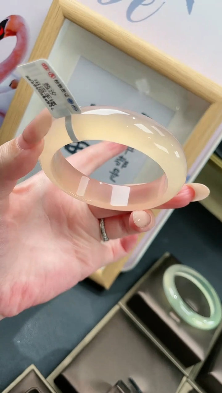 【闪购商品】玛瑙/玉髓手镯未镶嵌Y204