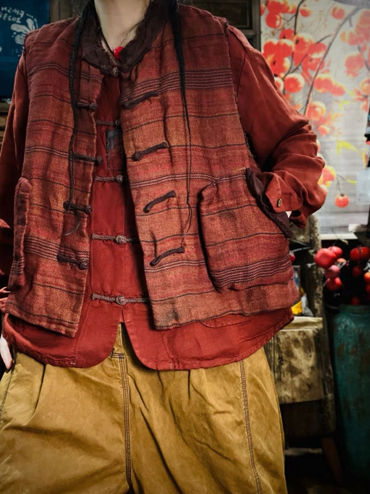 衣牧了然 复古文艺色织亚麻植物染盘扣马甲 新品