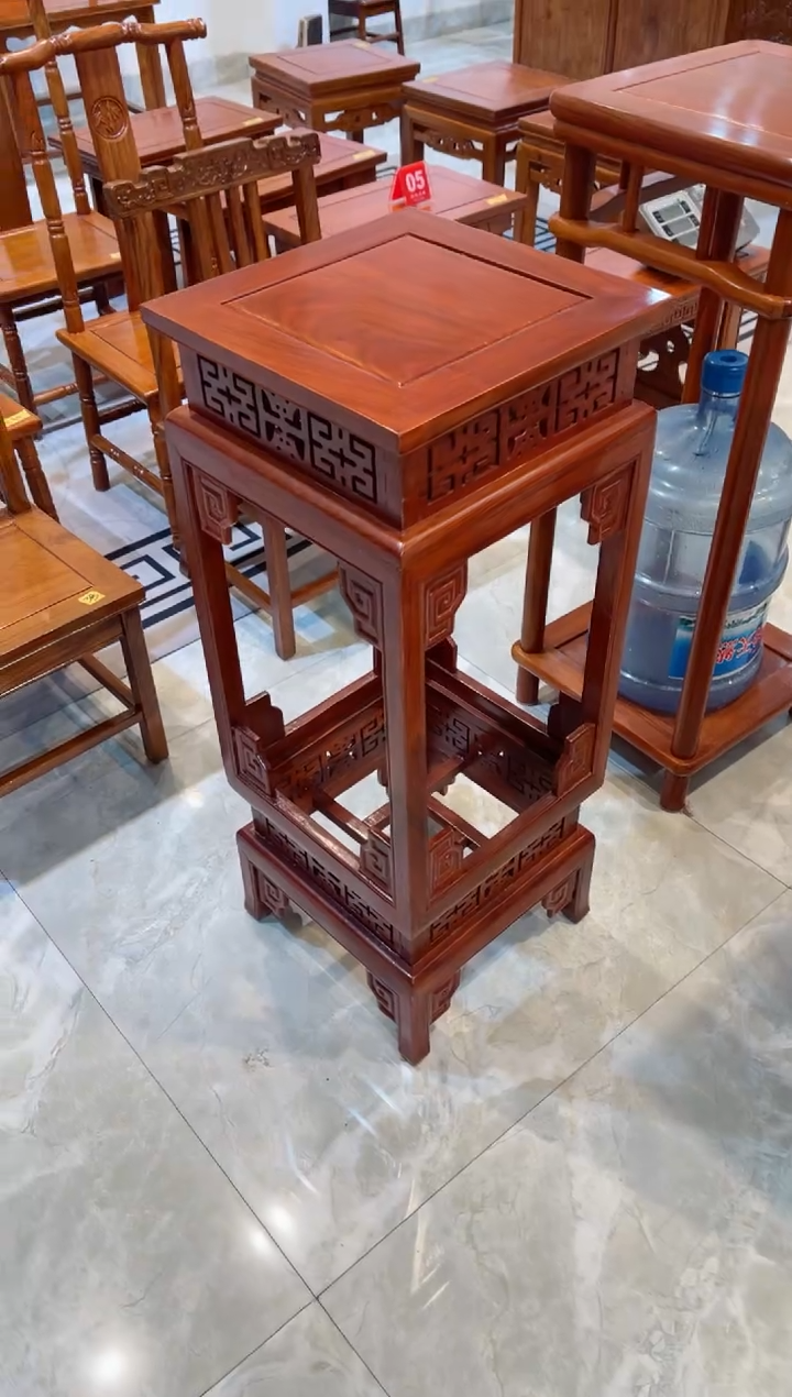 【闪购商品】花梨木类成套家具刺猬紫檀灯笼32*32*83
