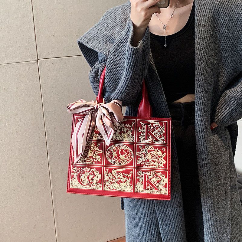 国风刺绣喜妈妈婆婆包2023新款红色婚包大容量女包结婚新娘手提包