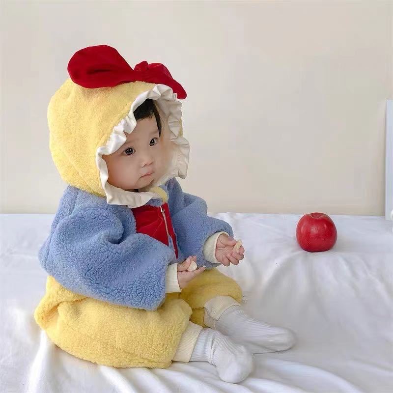 婴儿秋冬款衣服白雪公主连体衣婴儿外穿抱衣女宝满月百天爬服冬装