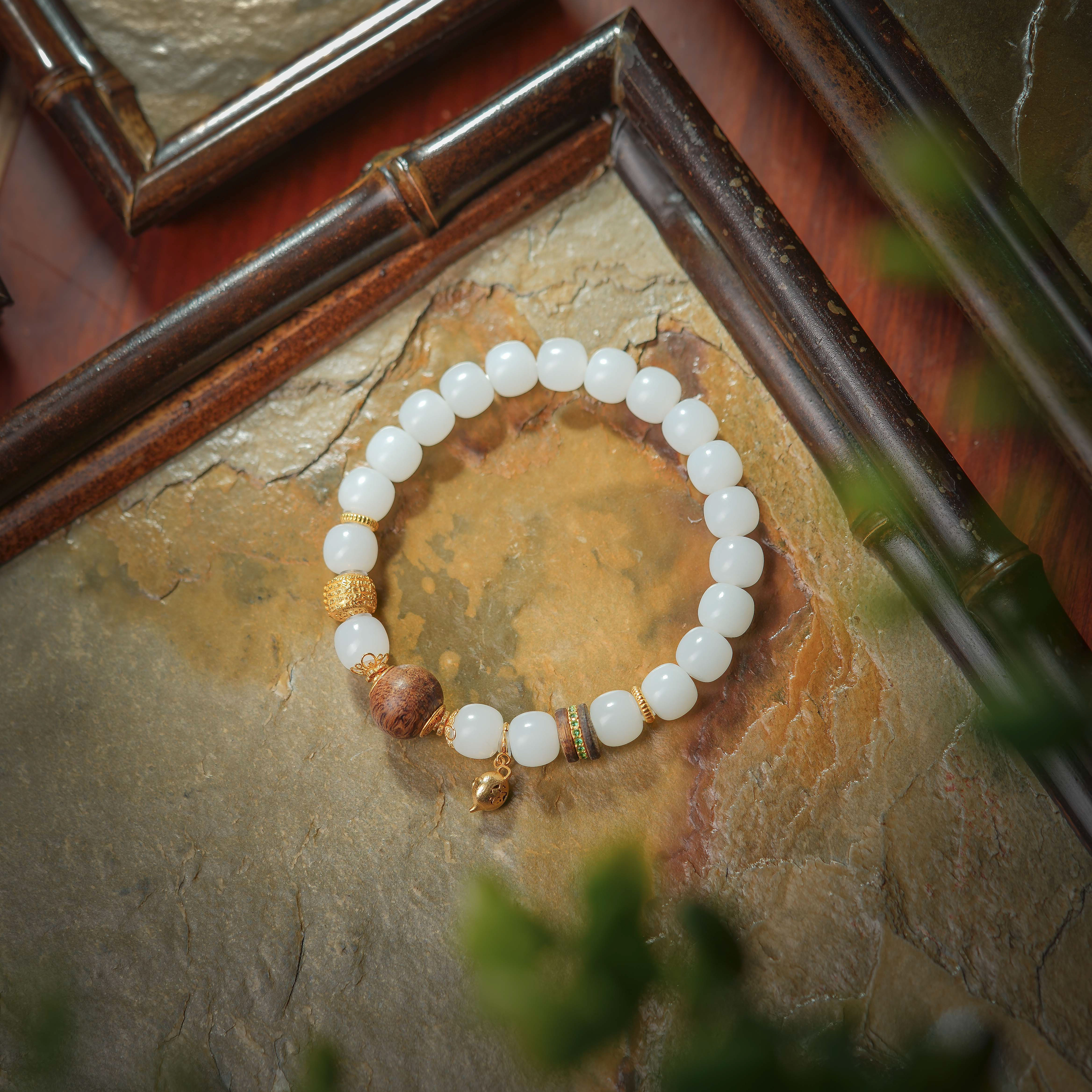 云翔·传世级和田玉山流水料18K白玉手串AS0848约8mm