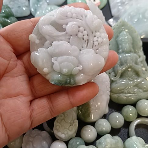 【闪购商品】翡翠颈饰未镶嵌平*心