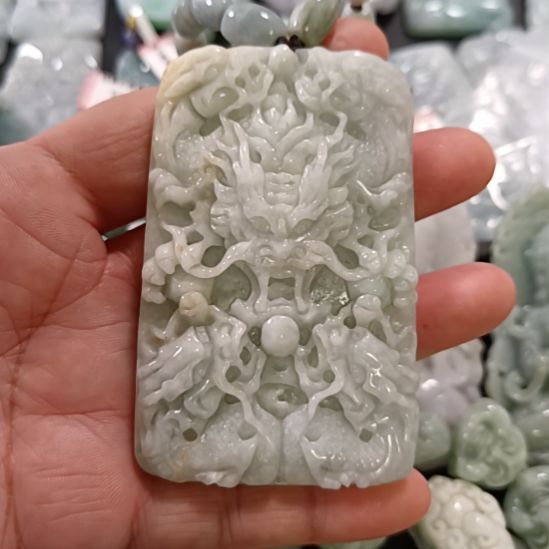 【闪购商品】翡翠颈饰未镶嵌国*