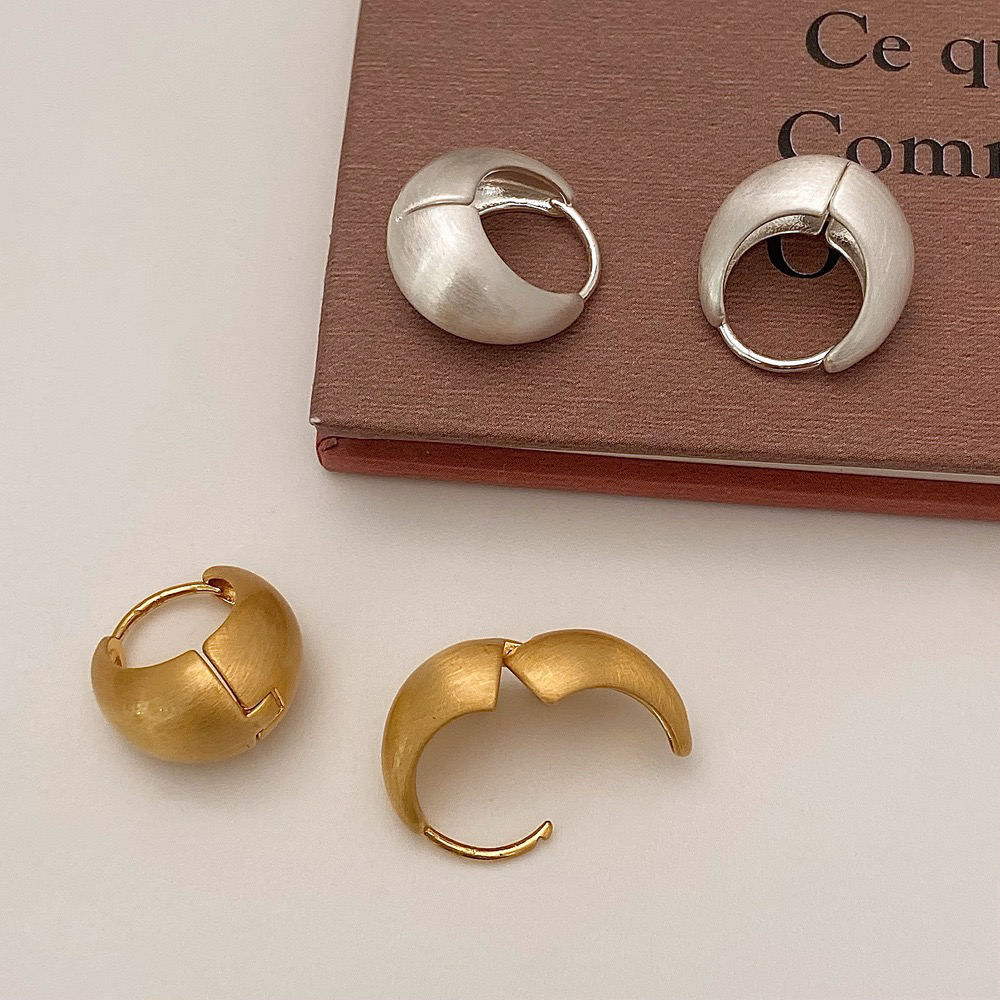 铜合金耳饰 简约冷淡风拉丝耳扣百搭高级质感耳环轻奢小众耳圈