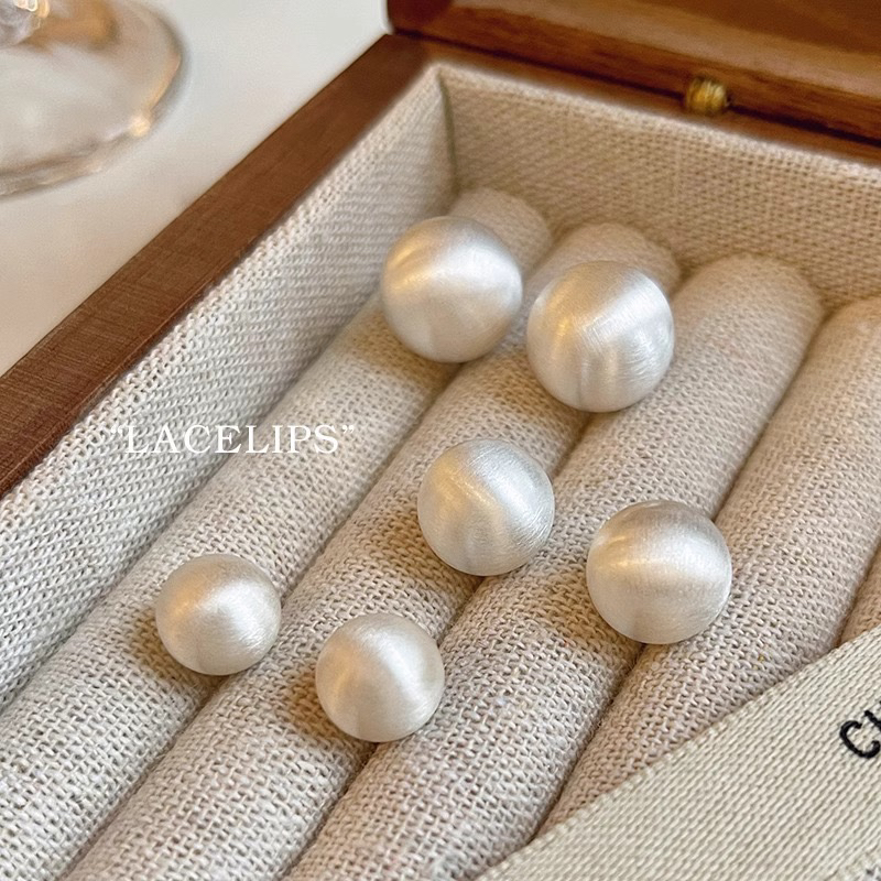 合金耳饰 拉丝圆球耳钉气质轻奢小众素款小巧时尚磨砂百搭简约