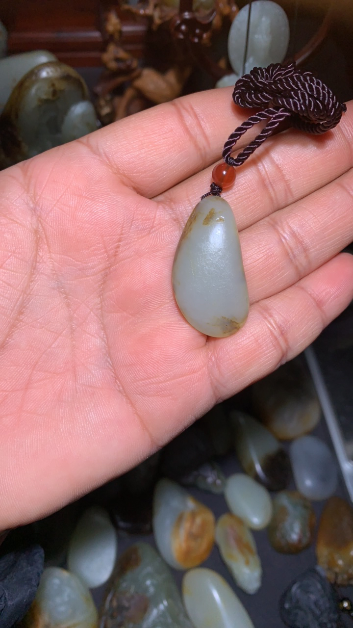 和田玉原石和田玉