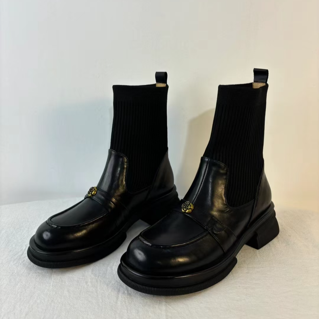 秋冬女款黑色秋季西部牛仔鞋休闲英伦风靴子