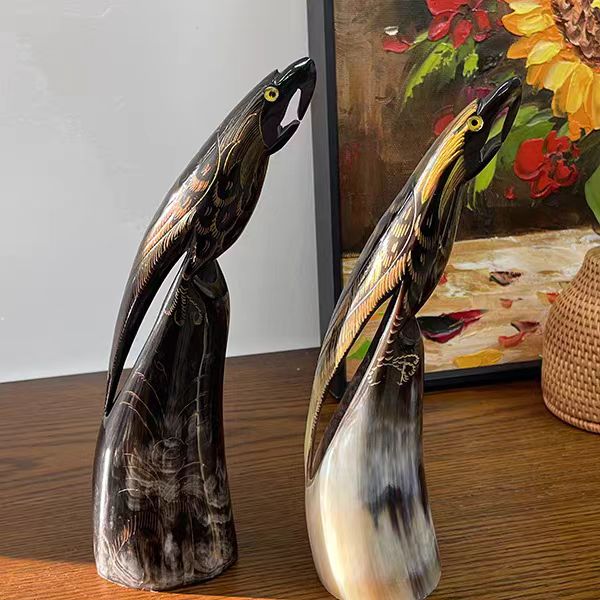  大木侠越南牛角工艺品整角家居摆件牛角雕刻鹦鹉