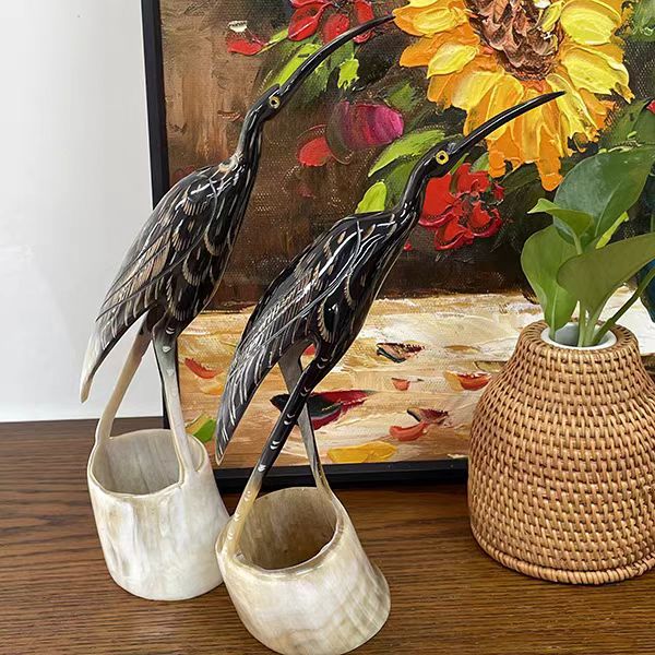  大木侠越南牛角手工雕刻仙鹤