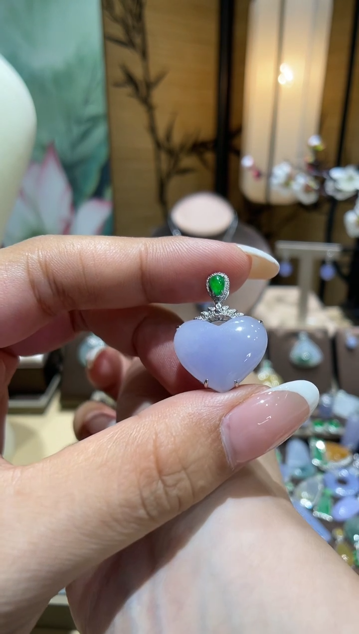 【闪购商品】翡翠吊坠(不含链)18K金镶嵌冰紫爱心48小时鉴赏期