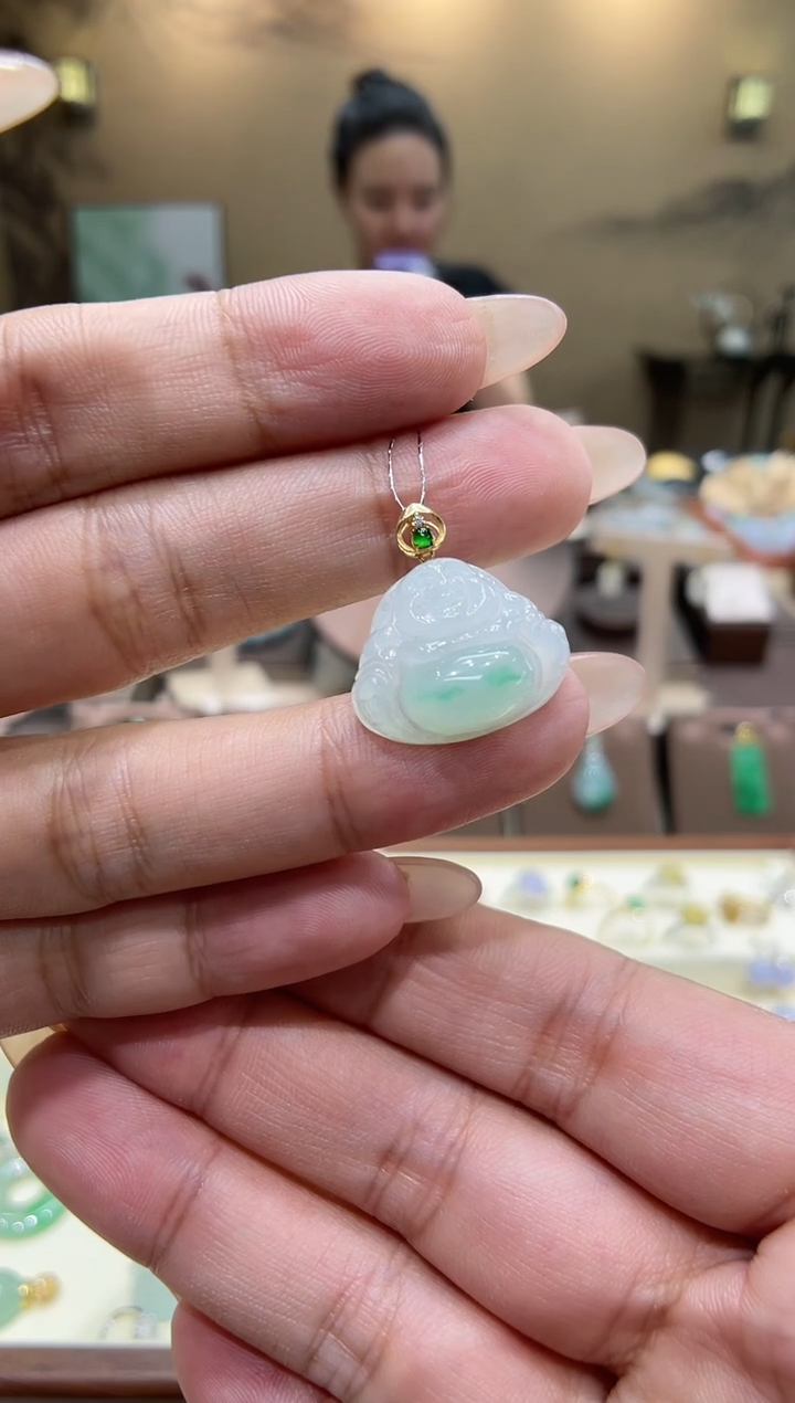 【闪购商品】翡翠吊坠(不含链)18K金镶嵌佛公48小时鉴赏期