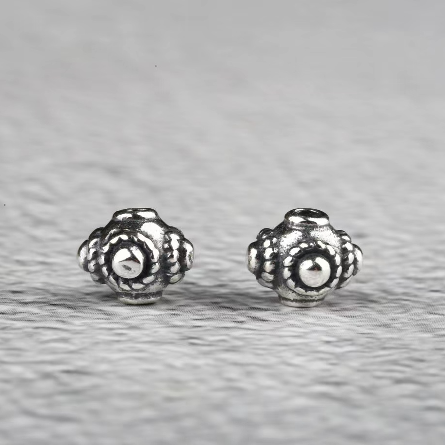 925银银制品 s925银蜻蜓眼隔珠文玩配饰、一个价格、时尚个性素款
