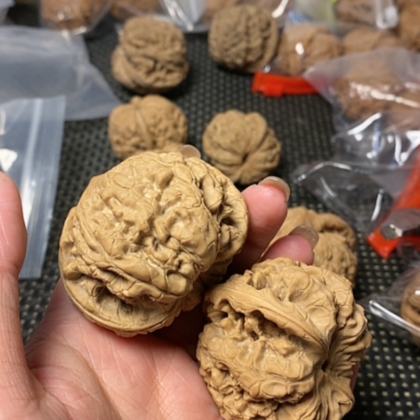 【闪购商品】文玩核桃吊坠天****静静