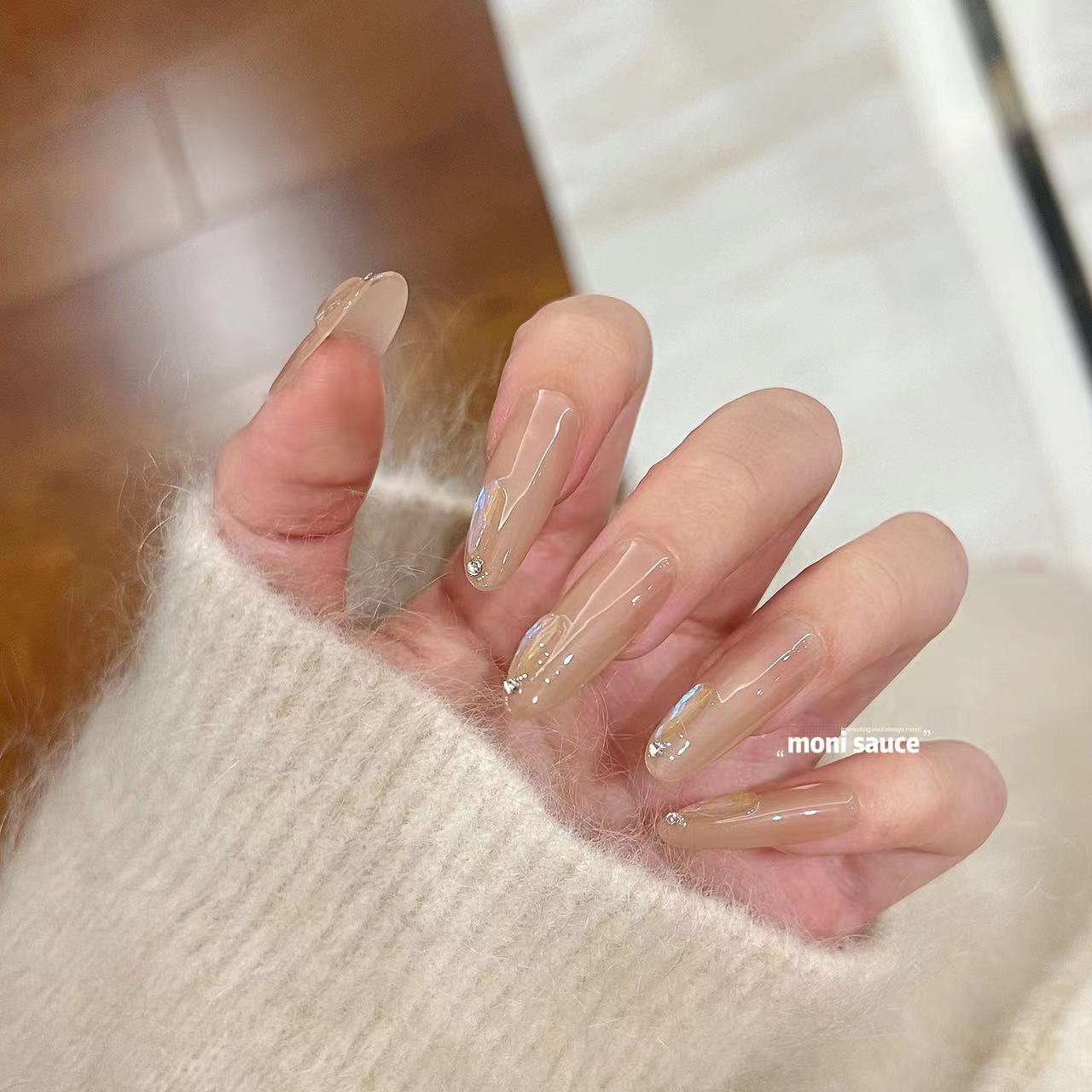 蓝眼泪-----茉妮设计穿戴甲手工