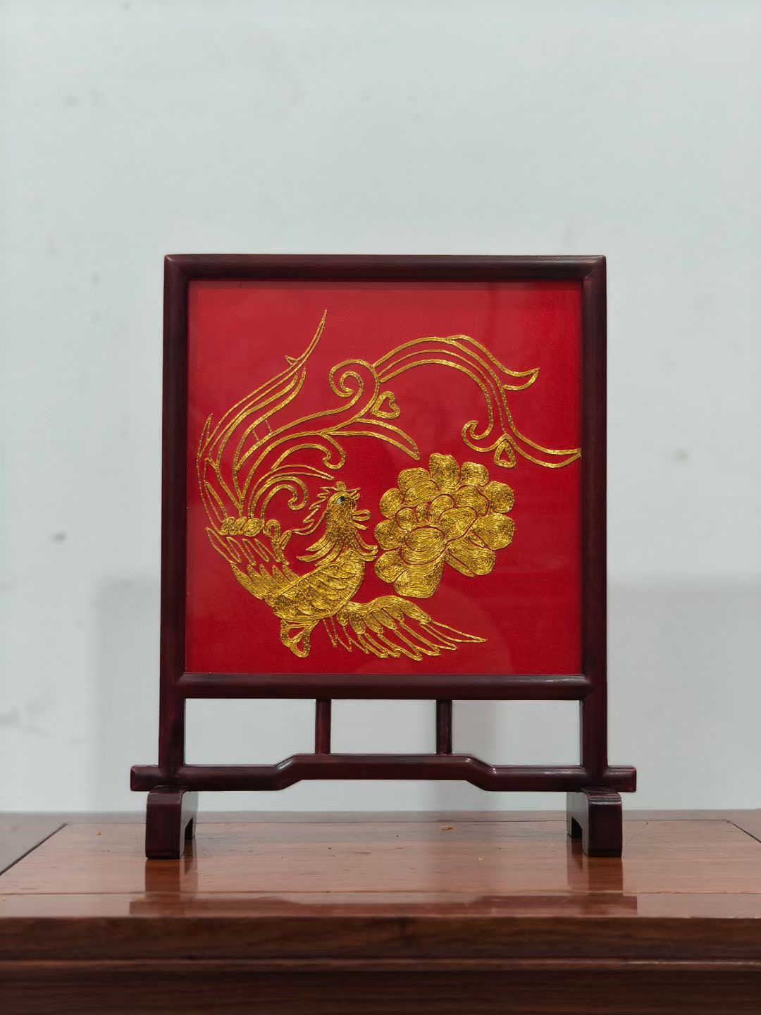 双面盘金绣台屏摆件