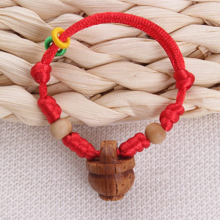 纯手工手编织大人小孩手链宝宝新生儿童五彩婴幼儿十二生肖猪惊