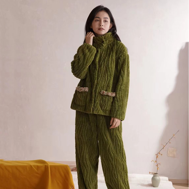 朵朵可可睡衣女士秋冬季珊瑚绒休闲保暖连帽毛绒家居服套174