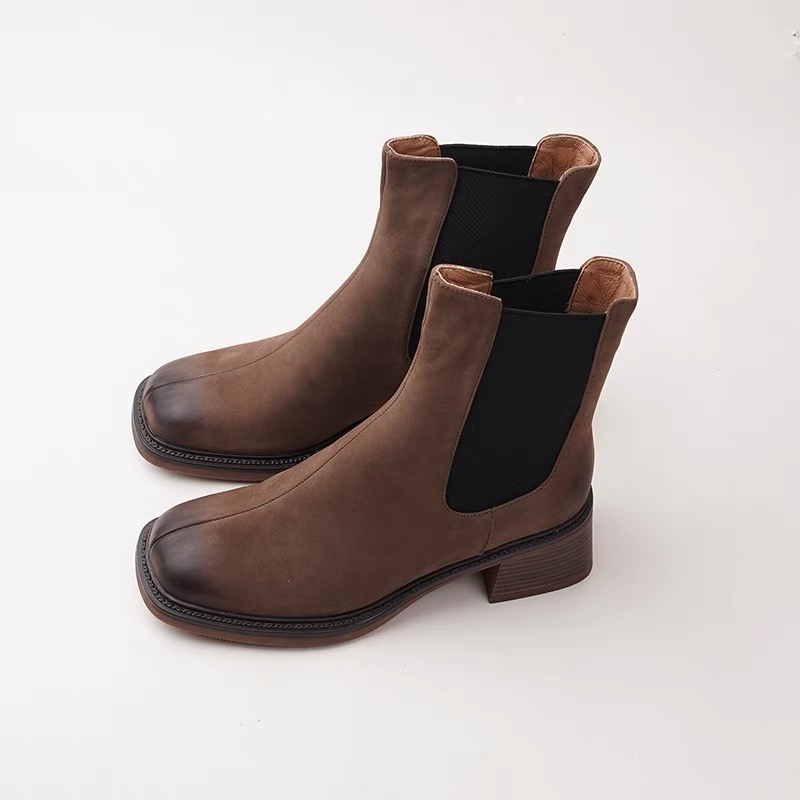 C961 棕色绒里 高端时尚粗跟圆头真皮厚底短靴  马丁靴