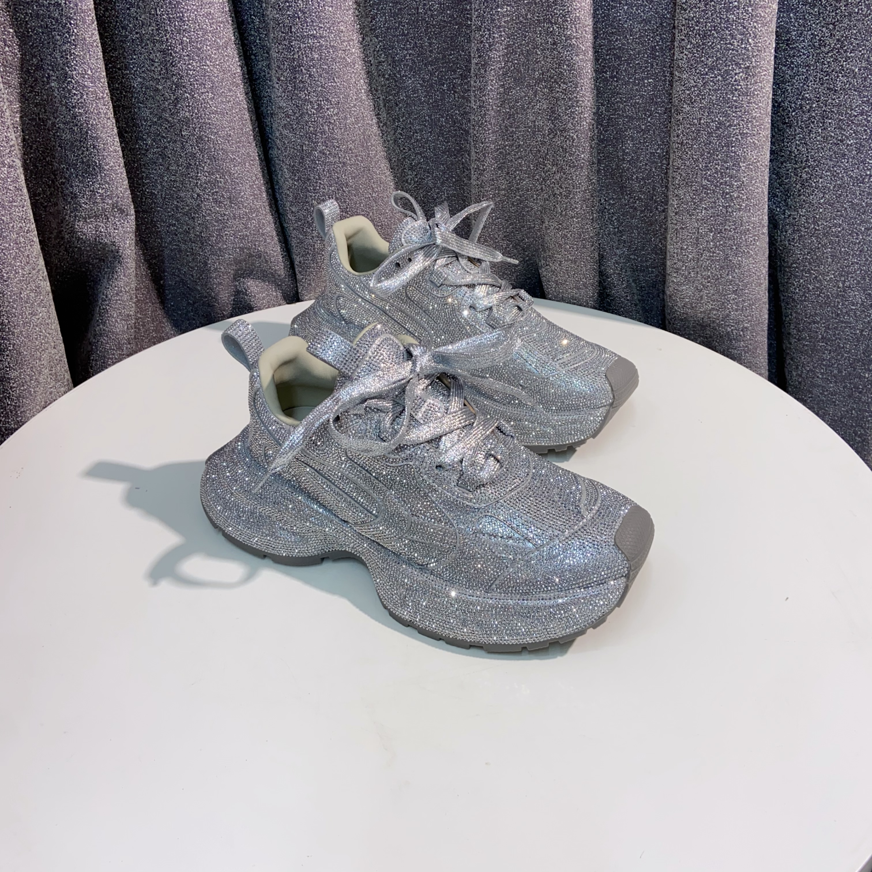 CL9381  枪色   高端秋季时尚百搭圆头满钻系带女老爹鞋 休闲鞋