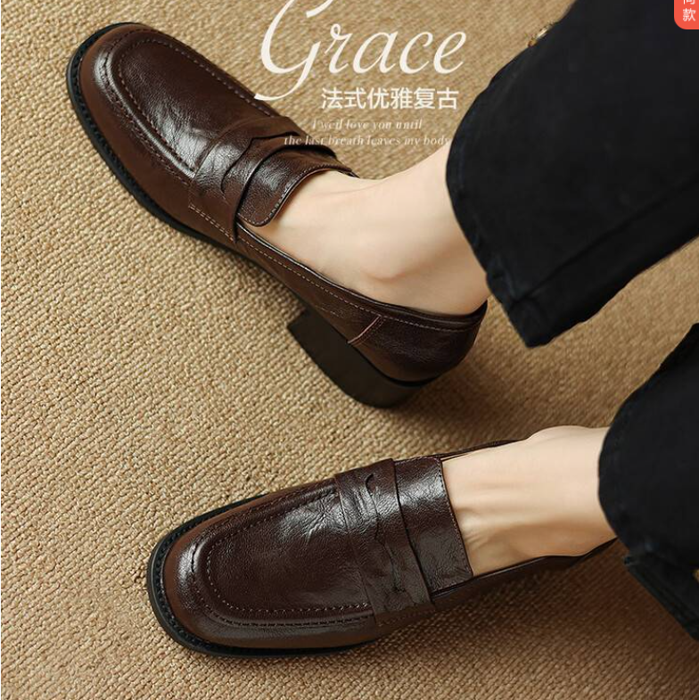 C1310 深棕色 新款时尚圆头舒适粗跟女士乐福鞋