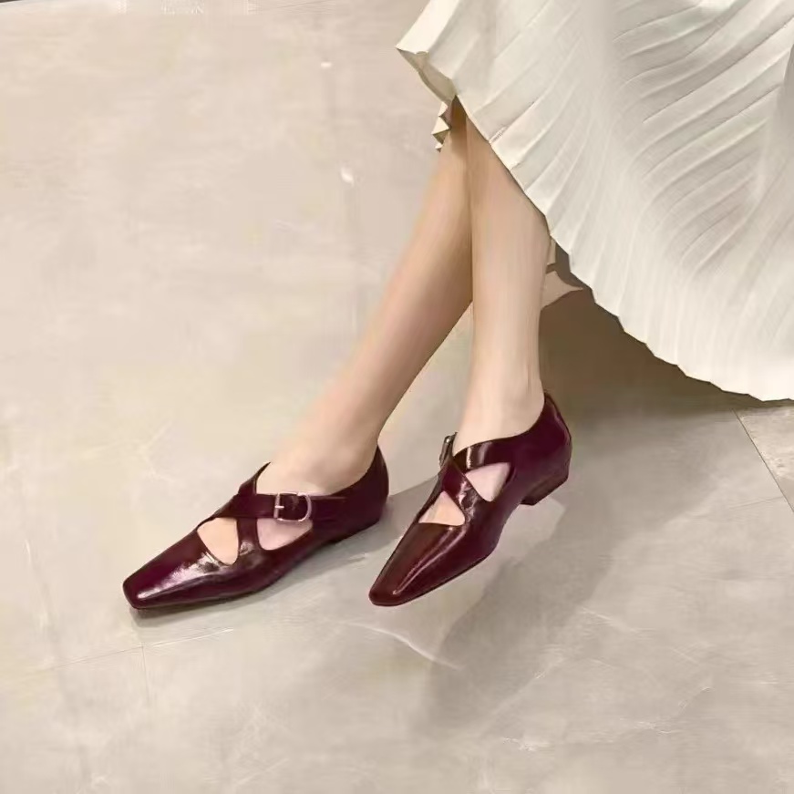 C1136 酒红色  时尚舒适粗跟方头里外全皮浅口女单鞋
