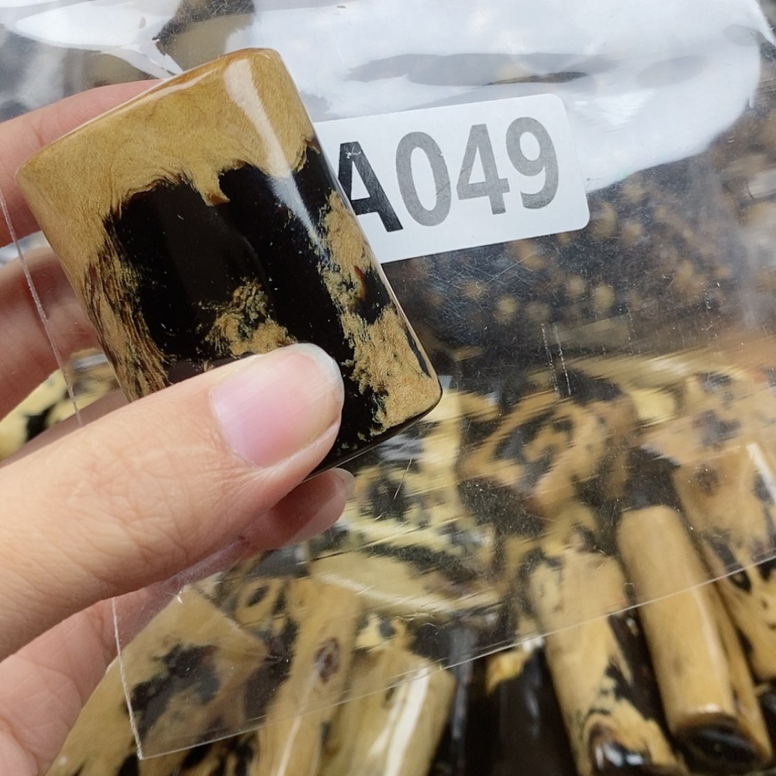 【闪购商品】柳柳木根雕随行049