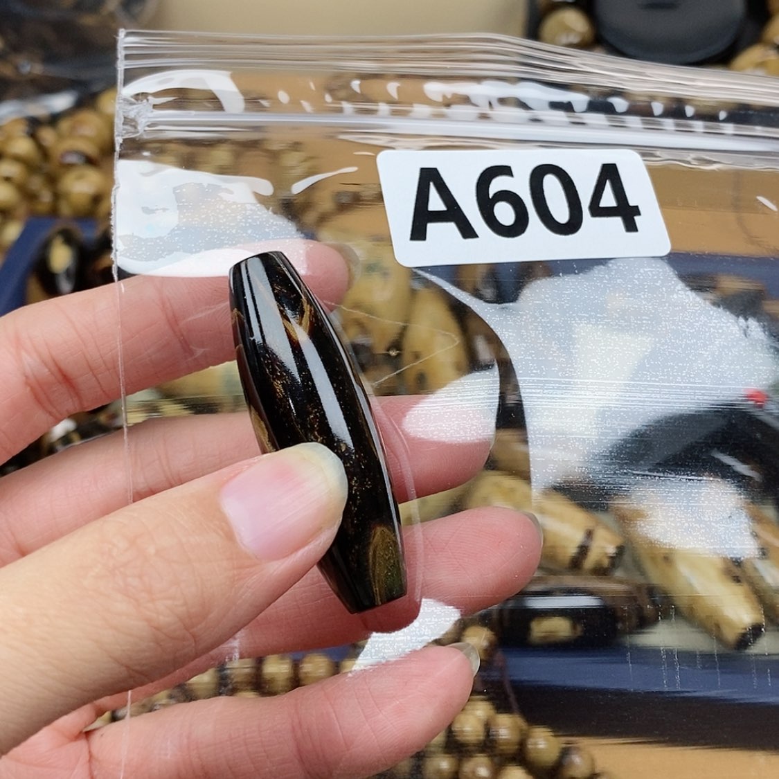 【闪购商品】柳柳木根雕天天604