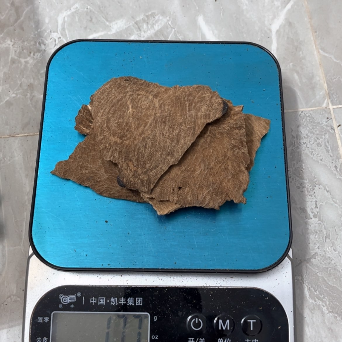 【闪购商品】17.6克根雕h****f