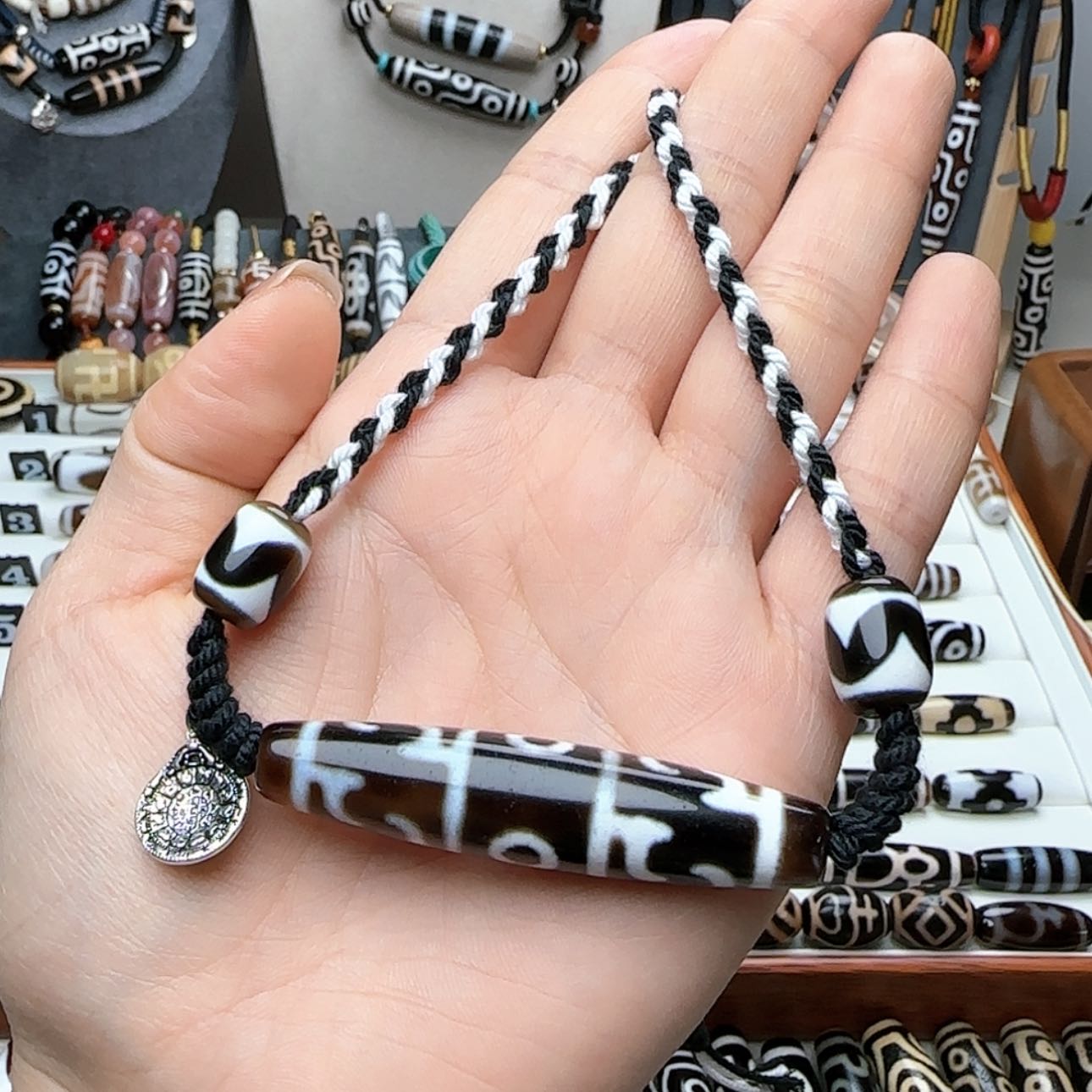 【闪购商品】玛瑙/玉髓颈饰未镶嵌烟**两