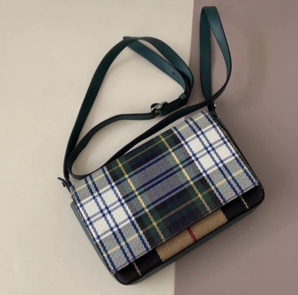 95新 BURBERRY/博柏利 博柏利斜挎包