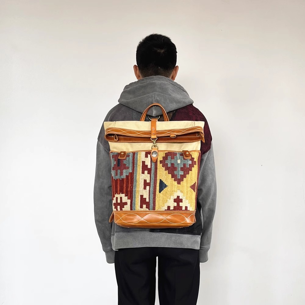 复古印第安纳瓦霍真皮拼接地毯料水洗双肩包背囊旅行包书包男女潮