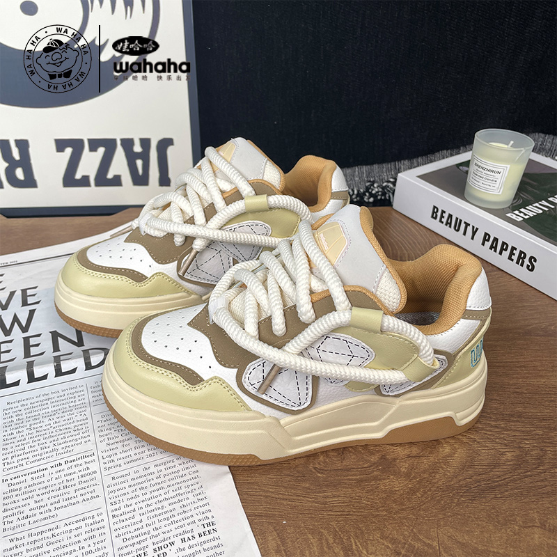 娃哈哈板鞋女新款2024秋冬百搭低帮女鞋厚底耐磨防滑运动休闲鞋子