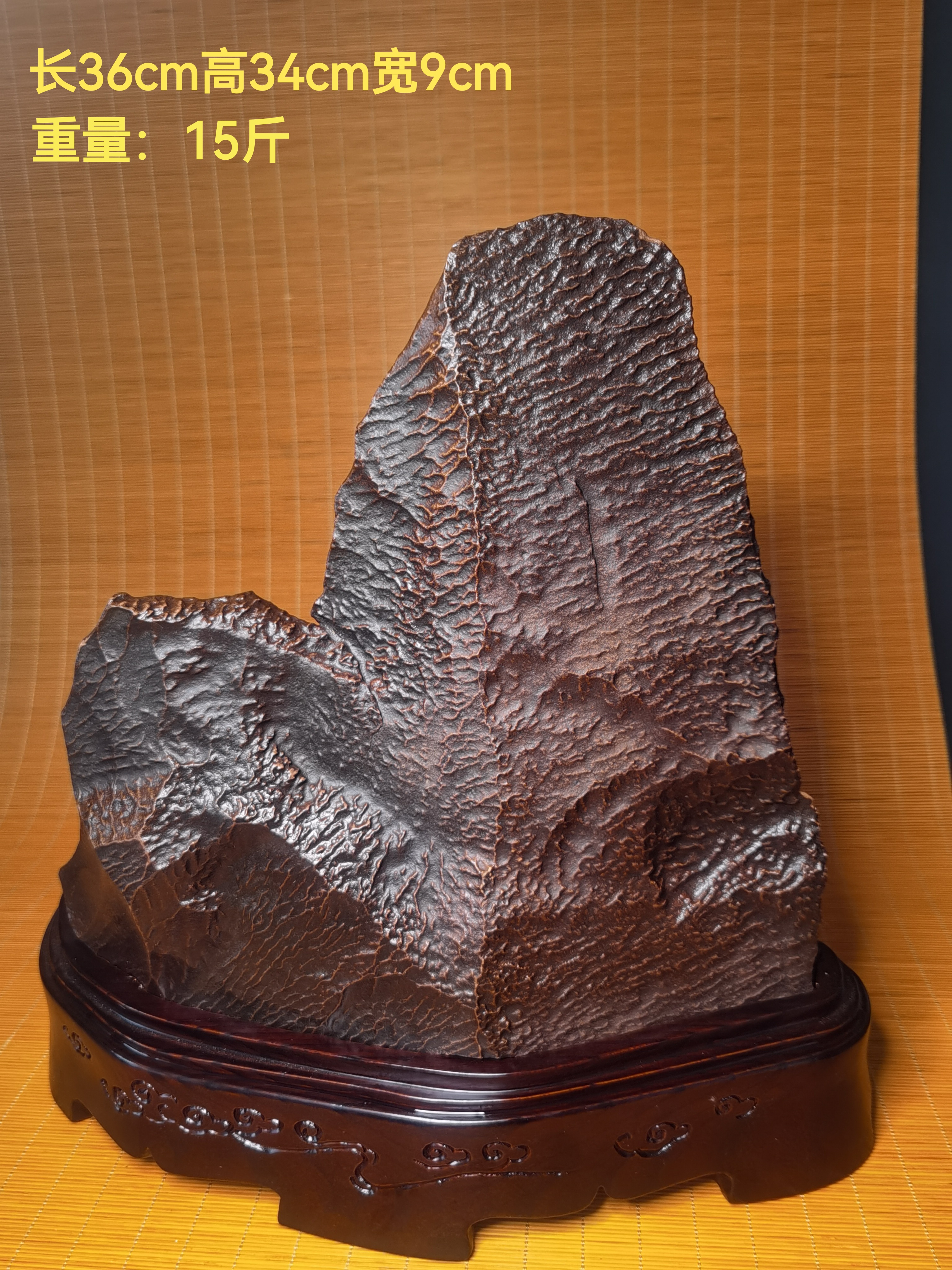 戈壁皱纹古铜纹理泥石