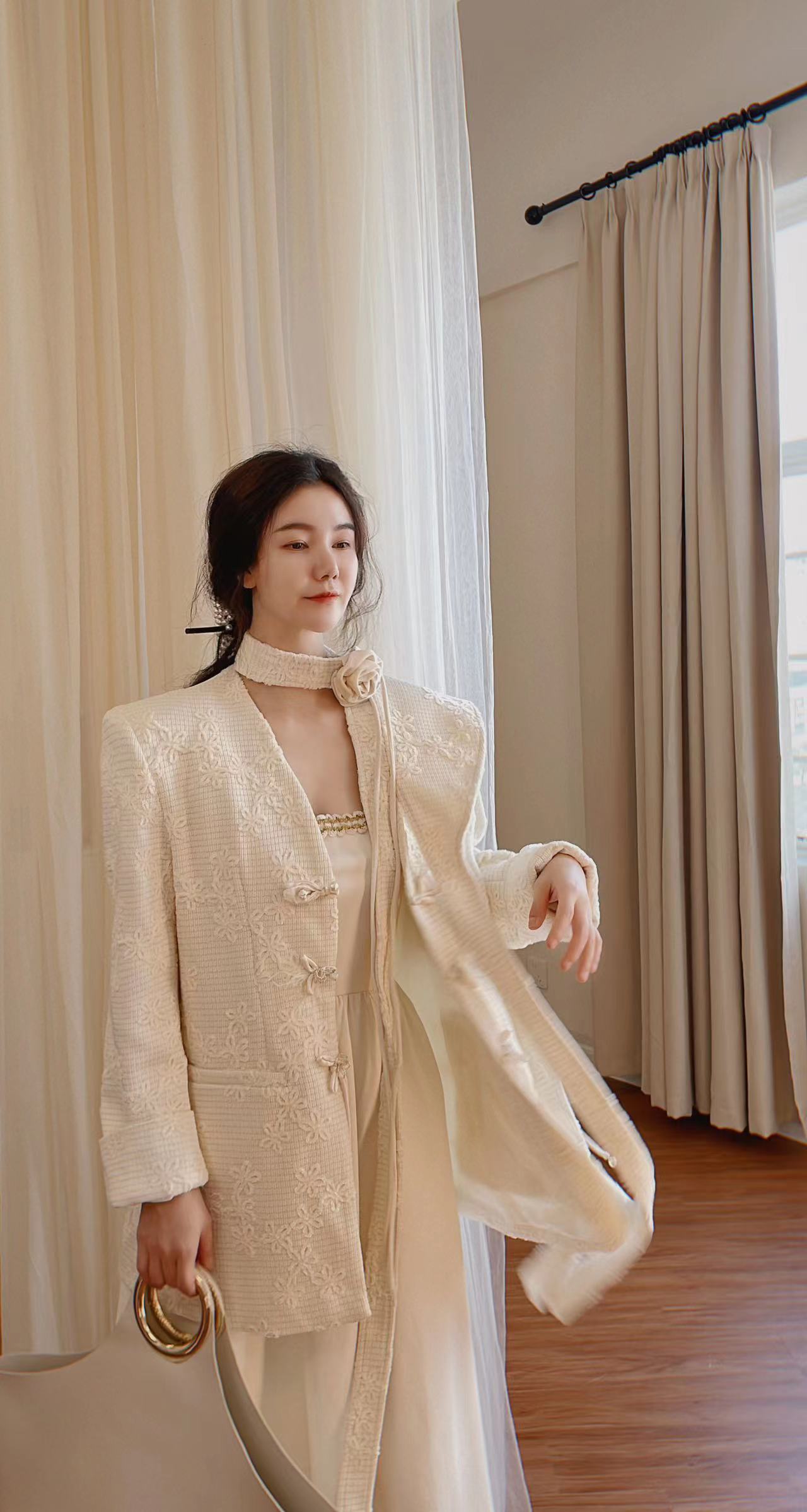 yanyan【奶油玫瑰】国风新中式直角肩显脸小提花西装外套秋冬新款女