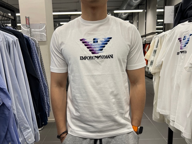 Emporio Armani 男士休闲T桖