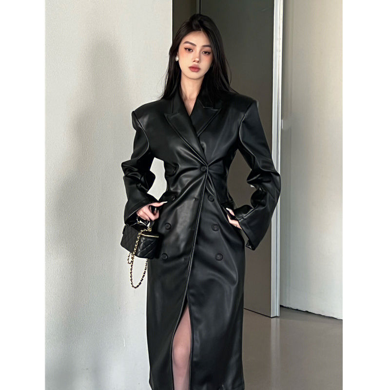 黑色时尚冷酷气质设计感西装领皮夹克外套过膝中长款大衣秋季新款