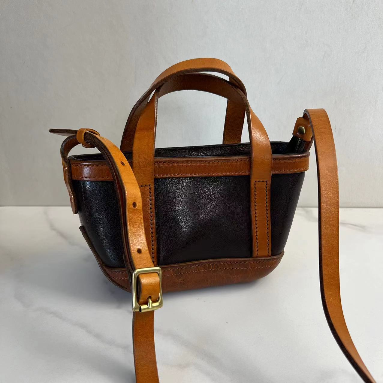 头层牛皮植鞣工艺复古做旧感真皮手提斜挎单肩小包开口24厘米尺寸