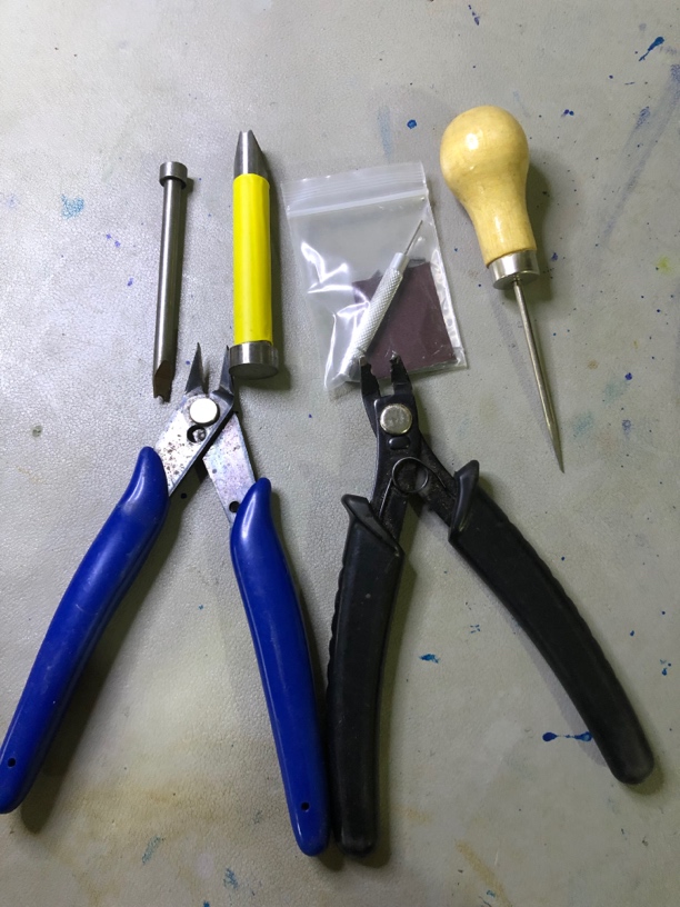 定制 调铰链的一套工具 