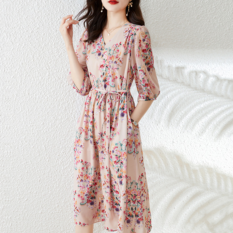 新款2025碎花连衣裙女收腰显瘦洋气时尚连衣裙子J399