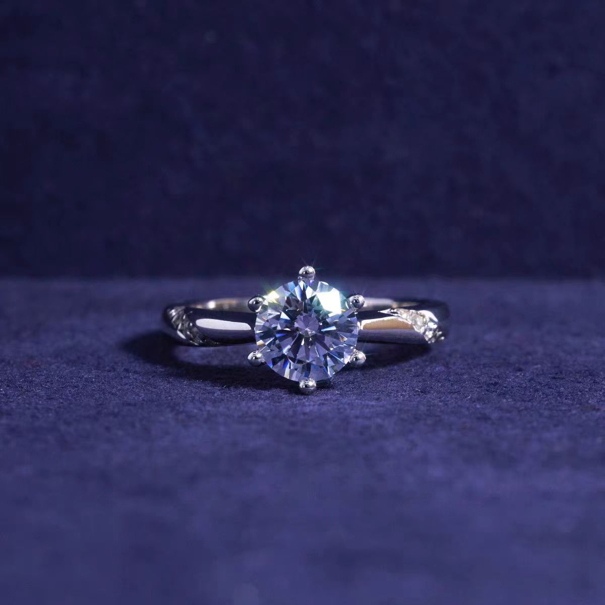 非金属戒指 【流光溢彩】南非0.5ct 通灵六爪 戒指