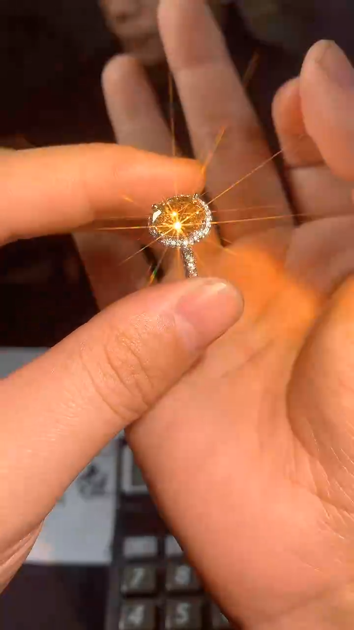 【闪购商品】帕帕拉恰椭圆戒3ct