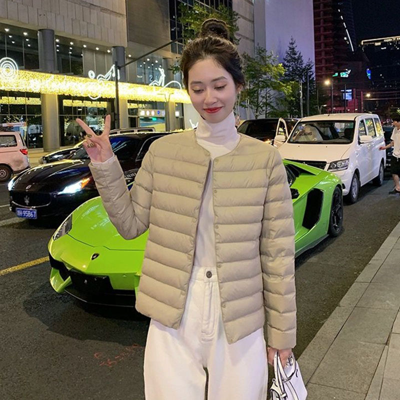 艾菜依白鸭绒轻薄羽绒服女内胆圆领短款无领秋冬装新款V领保暖时
